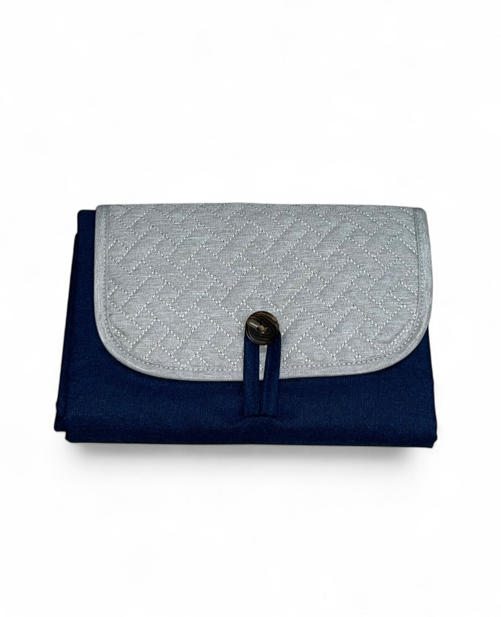 Waterproof/Non-Slip Diaper Changing Sheet with Pockets - Blue color