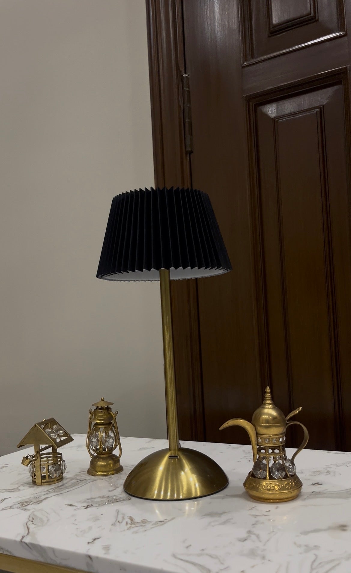 Black Pleated Touch LED Table Lamp B/O ( 3 color Light )