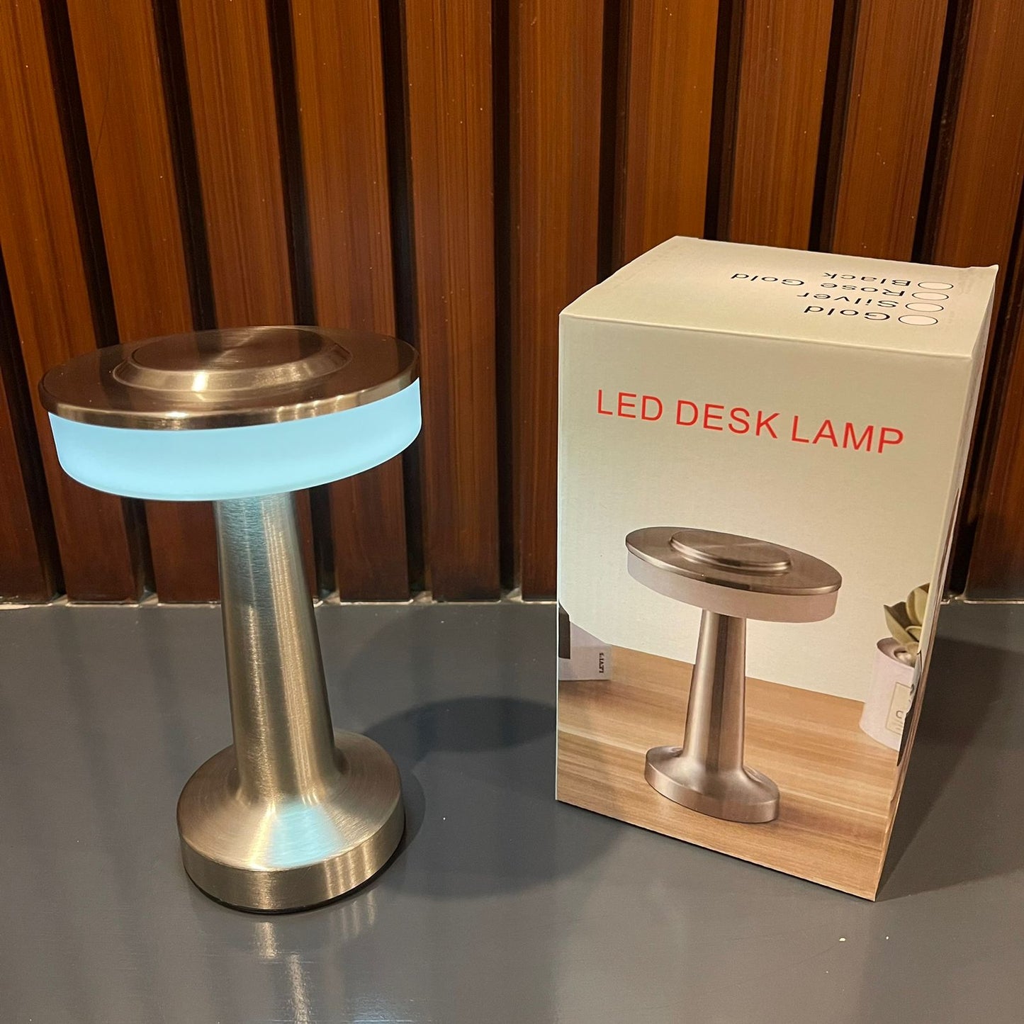 Modern Design Metal Touch LED Table Lamp B/O ( 3 color Light )