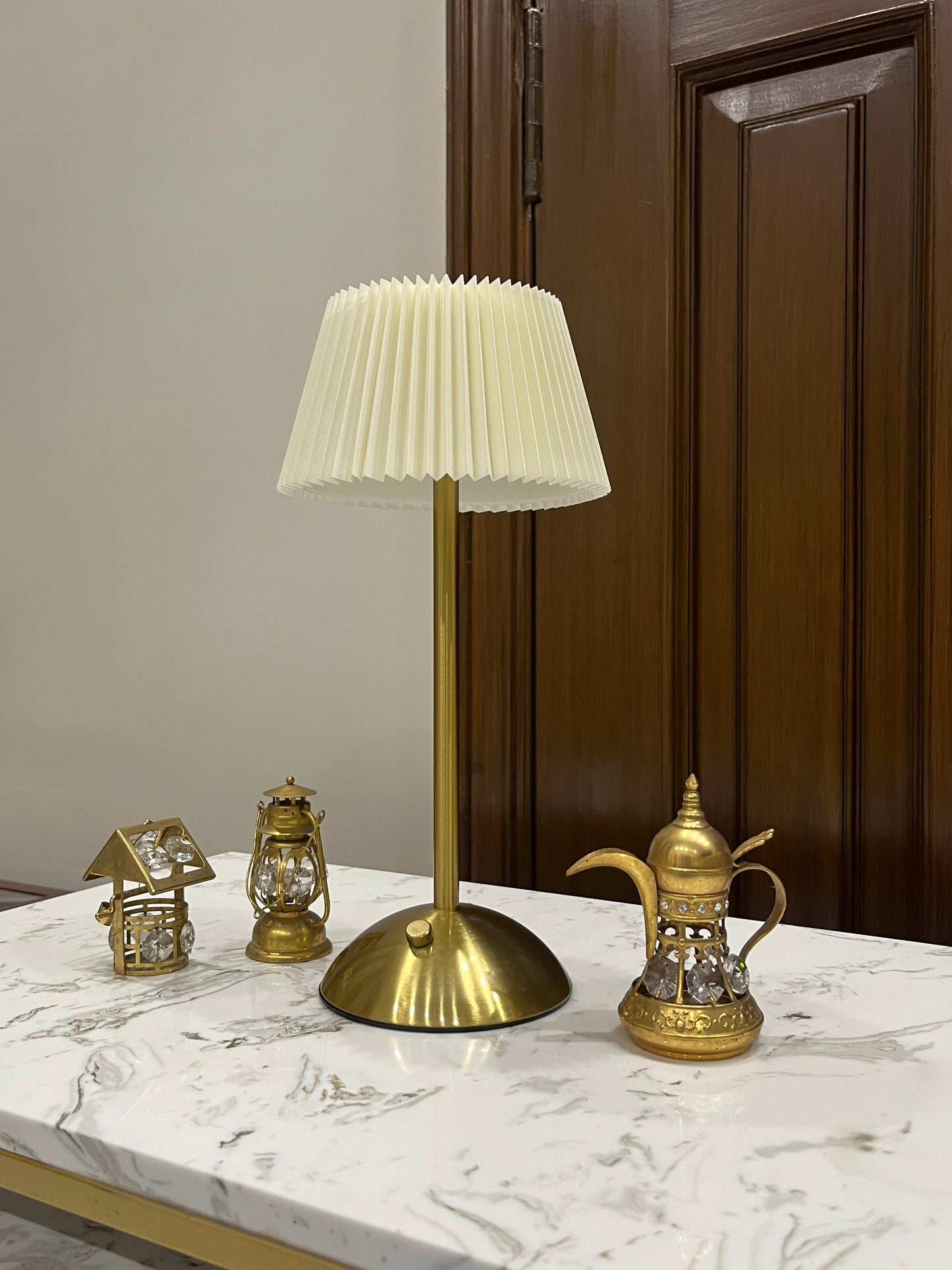 White Pleated Touch LED Table Lamp B/O ( 3 color Light )